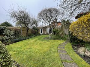 Photo 10- click for photo gallery